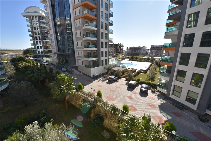 Трехкомнатная квартира с мебелью в Авсалларе