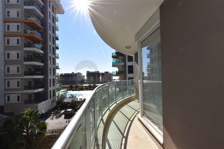 Трехкомнатная квартира с мебелью в Авсалларе