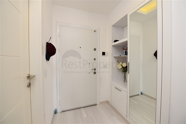 Трехкомнатная квартира с мебелью в Авсалларе