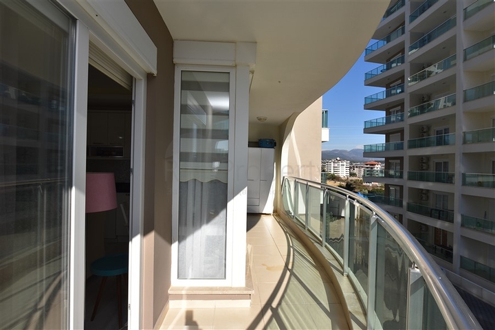 Трехкомнатная квартира с мебелью в Авсалларе