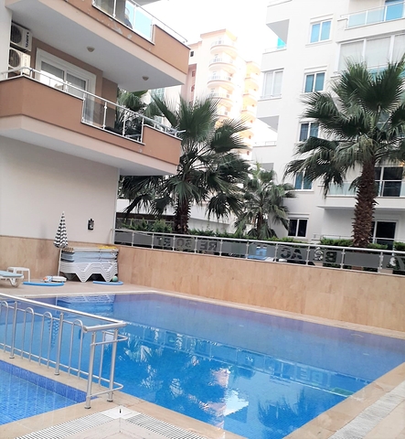 Меблированная квартира планировки 1+1 в Махмутларе