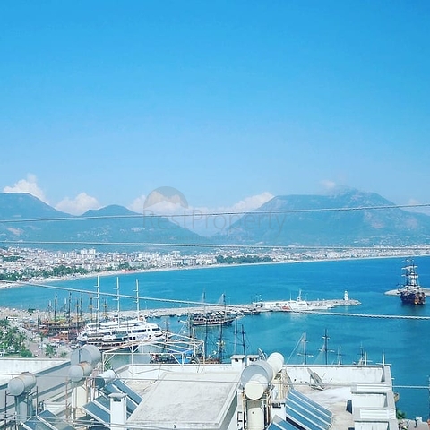 Коммерческая недвижимость в районе исторической крепости