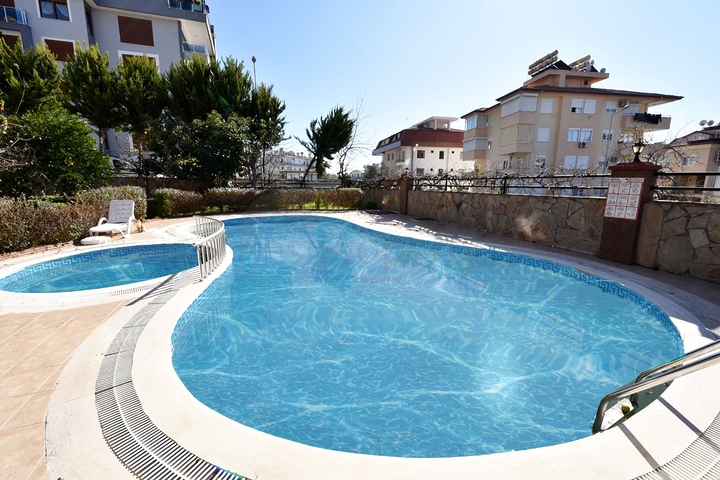 Квартира дуплекс с тремя спальнями в центре Алании