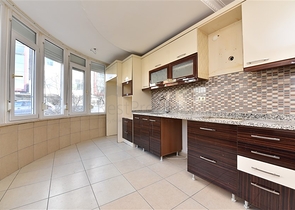 Квартира дуплекс с тремя спальнями в центре Алании