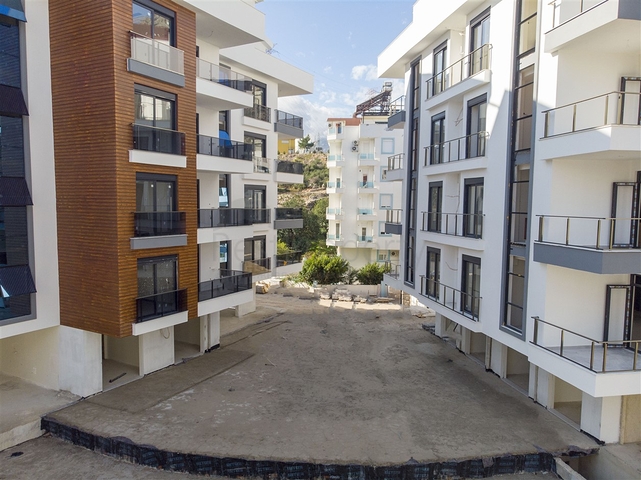 Квартиры1+1 2+1 в новом доме в Хурме Коньяалты Анталья