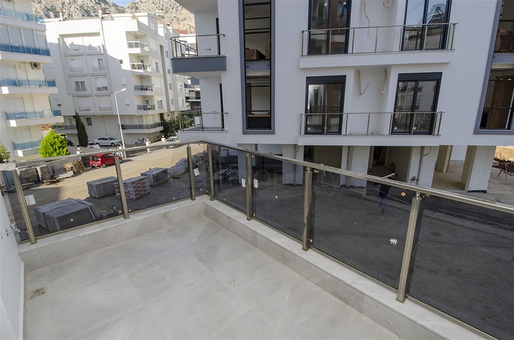 Квартиры1+1 2+1 в новом доме в Хурме Коньяалты Анталья