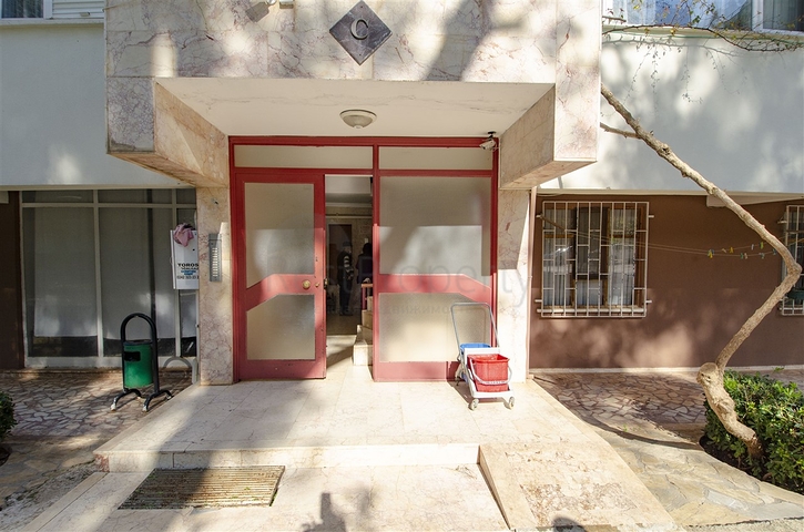 Просторная квартира 3+1 в Унжалы Коньяалты рядом с Нашира парком