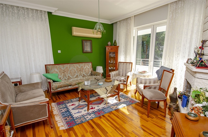 Просторная квартира 3+1 в Унжалы Коньяалты рядом с Нашира парком