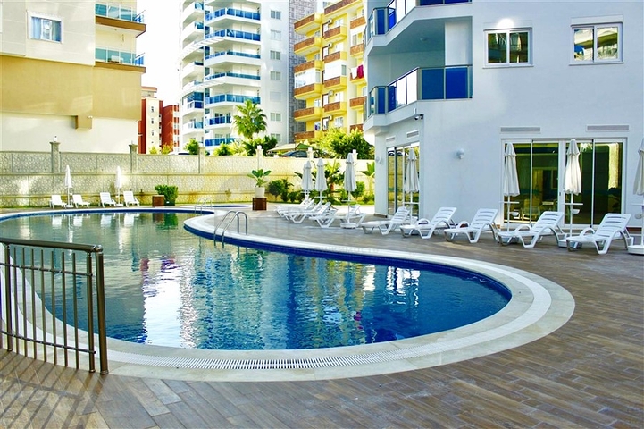 Двухкомнатная квартира с мебелью в благоустроенном комплексе