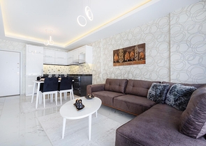 Двухкомнатная квартира с мебелью в благоустроенном комплексе