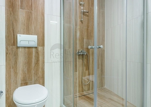 Двухкомнатная квартира с мебелью в благоустроенном комплексе