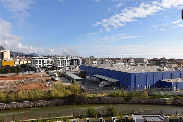 Большая квартира для всей семьи в районе Оба