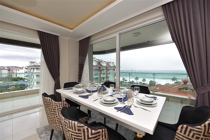 Квартиры с видом на море в Кестеле