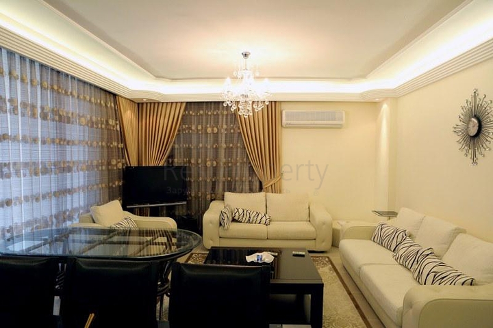 Трехкомнатная квартира с мебелью в Оба