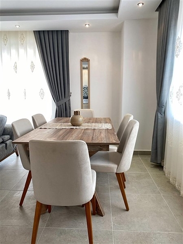 Меблированная квартира в современном комплексе Махмутлара