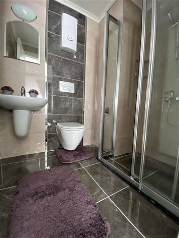 Меблированная квартира в современном комплексе Махмутлара