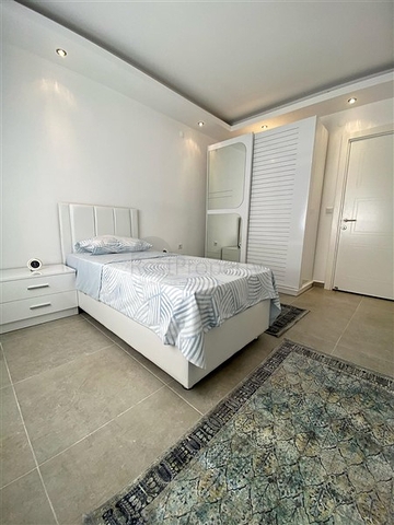 Меблированная квартира в современном комплексе Махмутлара