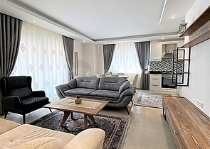 Меблированная квартира в современном комплексе Махмутлара