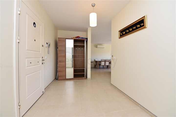 Трехкомнатная квартира с мебелью в Конаклы