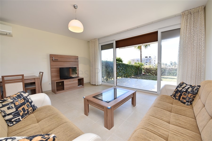 Трехкомнатная квартира с мебелью в Конаклы