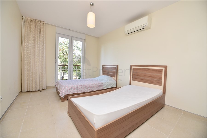 Трехкомнатная квартира с мебелью в Конаклы