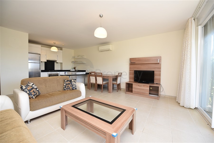 Трехкомнатная квартира с мебелью в Конаклы