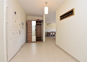 Трехкомнатная квартира с мебелью в Конаклы