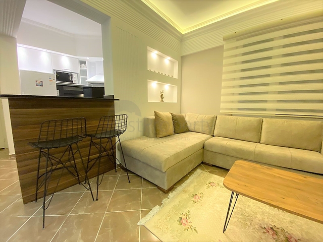 Меблированная квартира рядом с центром Алании с видом на крепость