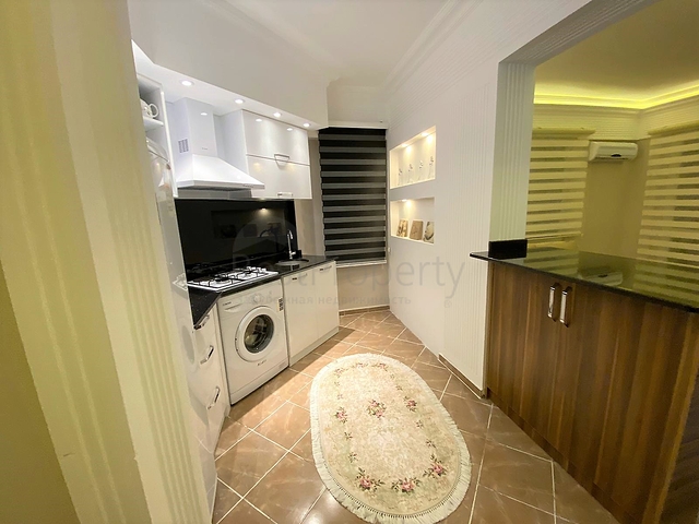 Меблированная квартира рядом с центром Алании с видом на крепость