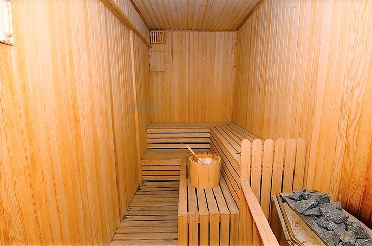 Меблированная квартира рядом с центром Алании с видом на крепость