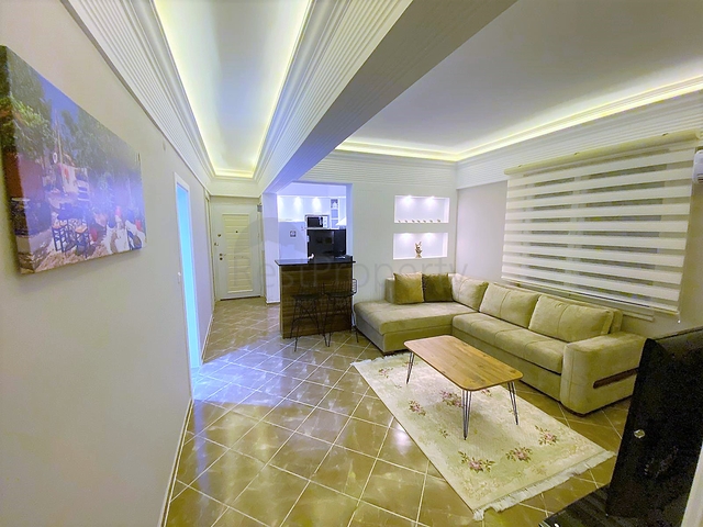 Меблированная квартира рядом с центром Алании с видом на крепость