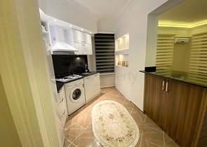 Меблированная квартира рядом с центром Алании с видом на крепость