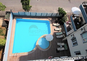 Меблированная квартира рядом с центром Алании с видом на крепость