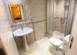 Меблированная квартира рядом с центром Алании с видом на крепость