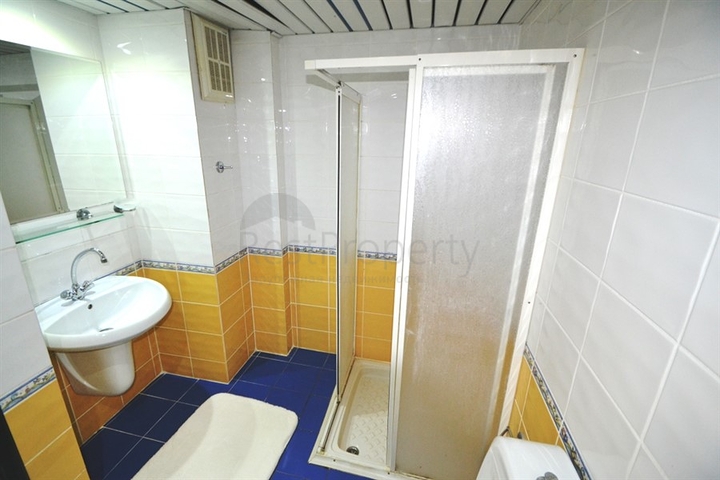 Меблированная квартира на первой береговой линии