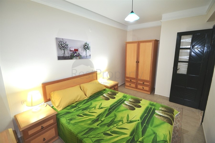 Меблированная квартира на первой береговой линии