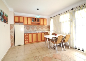 Меблированная квартира на первой береговой линии