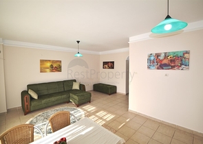 Меблированная квартира на первой береговой линии