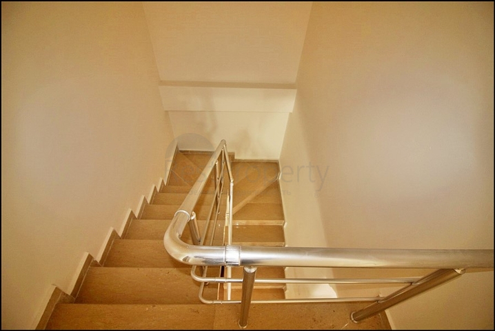 Пентхаус планировки 4+1 для всей семьи в Махмутларе