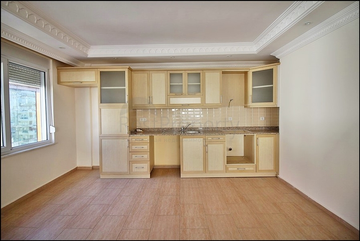 Пентхаус планировки 4+1 для всей семьи в Махмутларе