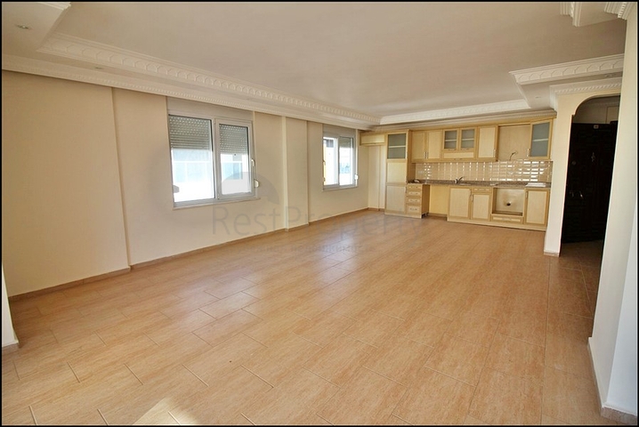 Пентхаус планировки 4+1 для всей семьи в Махмутларе