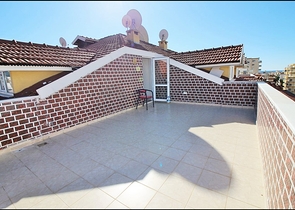 Пентхаус планировки 4+1 для всей семьи в Махмутларе