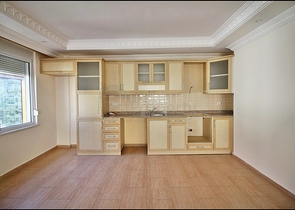 Пентхаус планировки 4+1 для всей семьи в Махмутларе