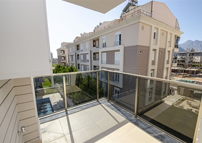 Трехкомнатная квартира в микрорайоне Хурма Коньяалты