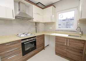 Трехкомнатная квартира в микрорайоне Хурма Коньяалты