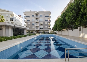 Трехкомнатная квартира в микрорайоне Хурма Коньяалты