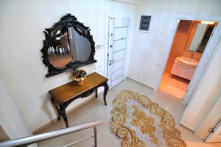 Меблированный пентхаус с тремя спальнями в Каргыджаке