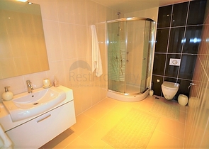 Меблированный пентхаус с тремя спальнями в Каргыджаке