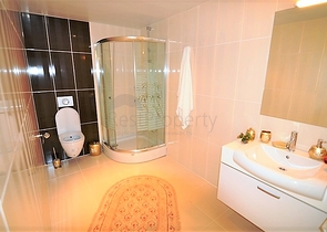 Меблированный пентхаус с тремя спальнями в Каргыджаке