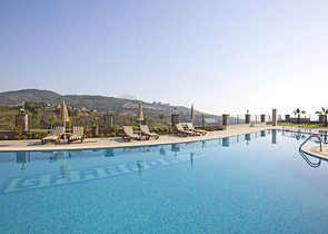 Меблированный пентхаус с тремя спальнями в Каргыджаке